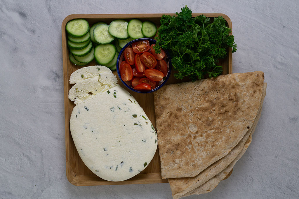 Homemade Cheese Platter (Gupta'd Baetha)