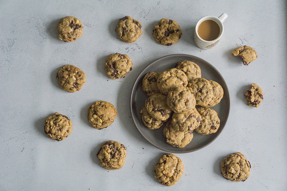 Hazelnut Cookies with Coffee and Chocolate